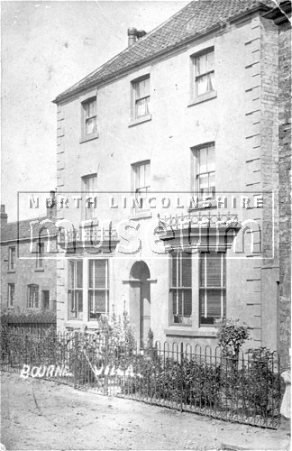 Bourne Villa on the north side of Cross Street, Crowle. It was the Manse for Bourne Methodist Chapel 	